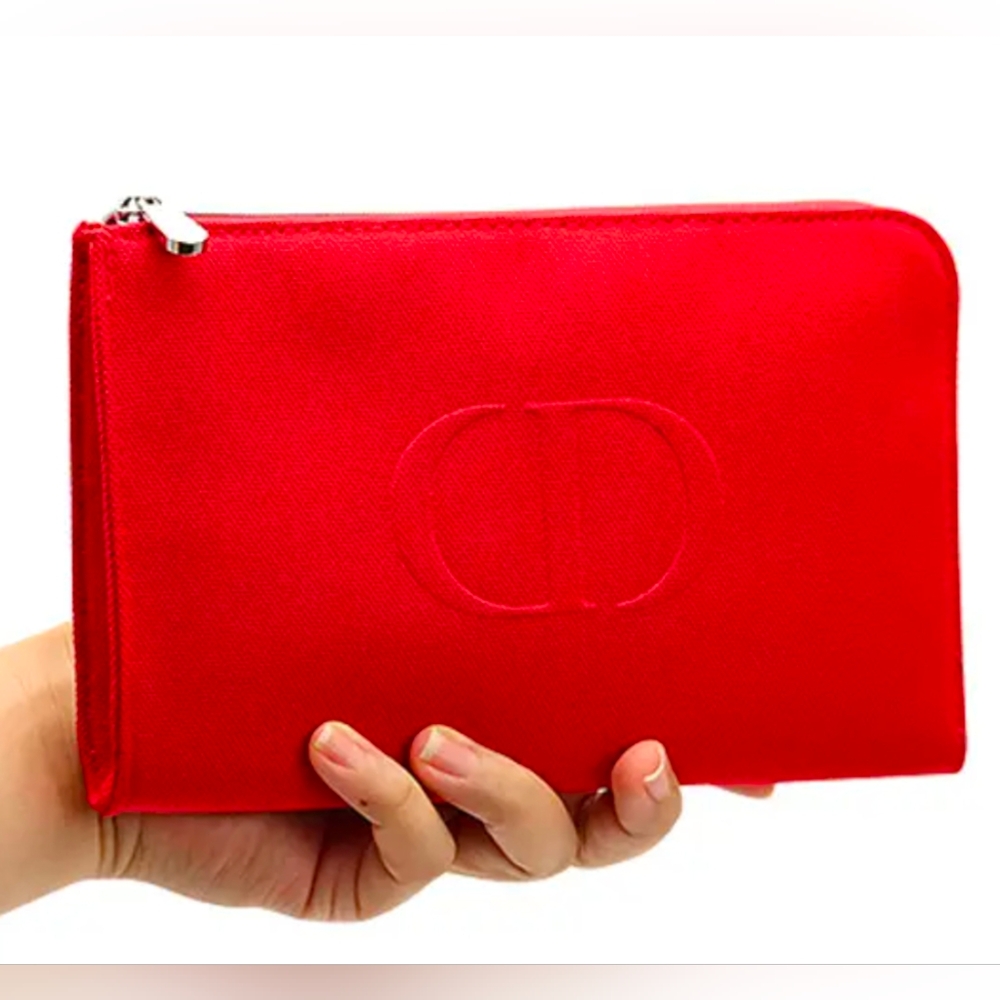 GWP|DIOR|BEAUTÉ IN CANVAS RED